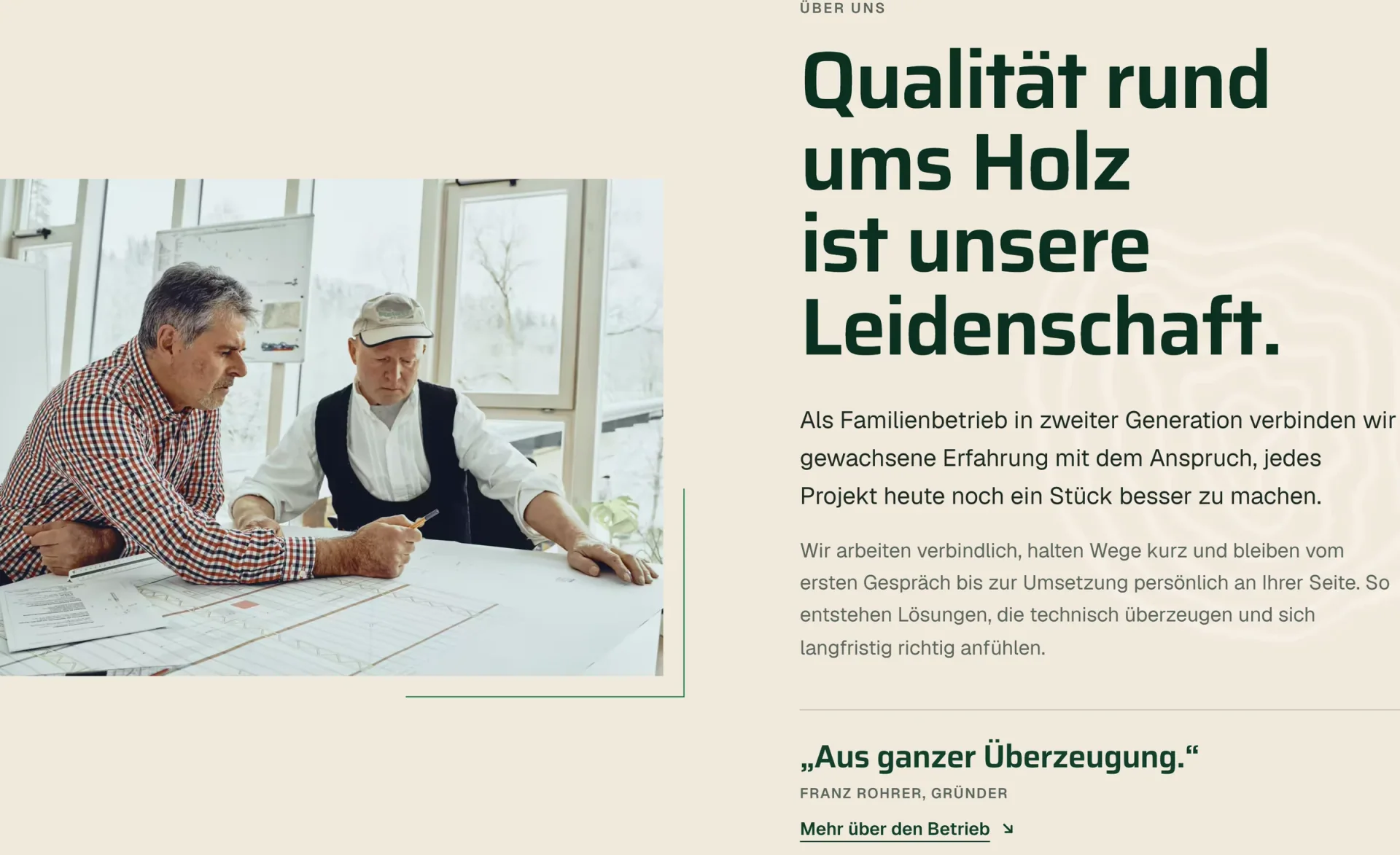 Über-uns-Bereich mit dem Zitat „Aus ganzer Überzeugung."
