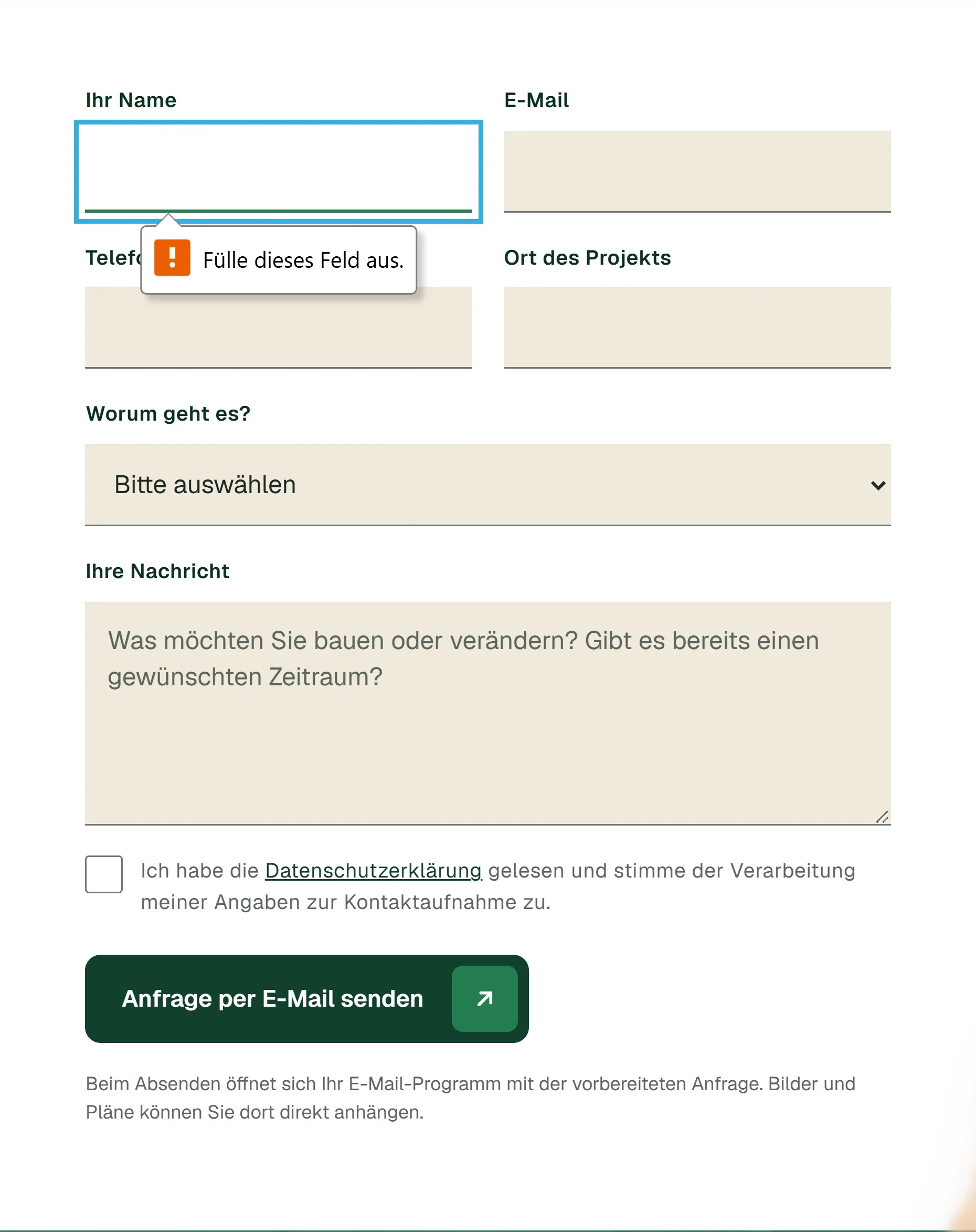 Anfrageformular mit Hinweis am ersten Pflichtfeld